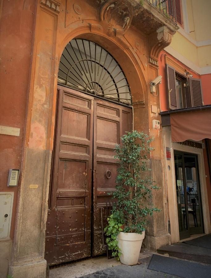 Апартаменти Casa Trevi 11 Рим Екстер'єр фото